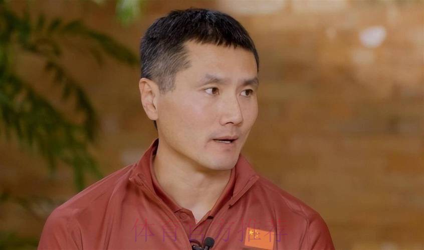 胆识过人!邵佳一刚刚上任就做出一个大胆决定,只有里皮敢这样做 胆识过人!邵佳一刚刚上任就做出一个大胆决定,只有里皮敢这样做